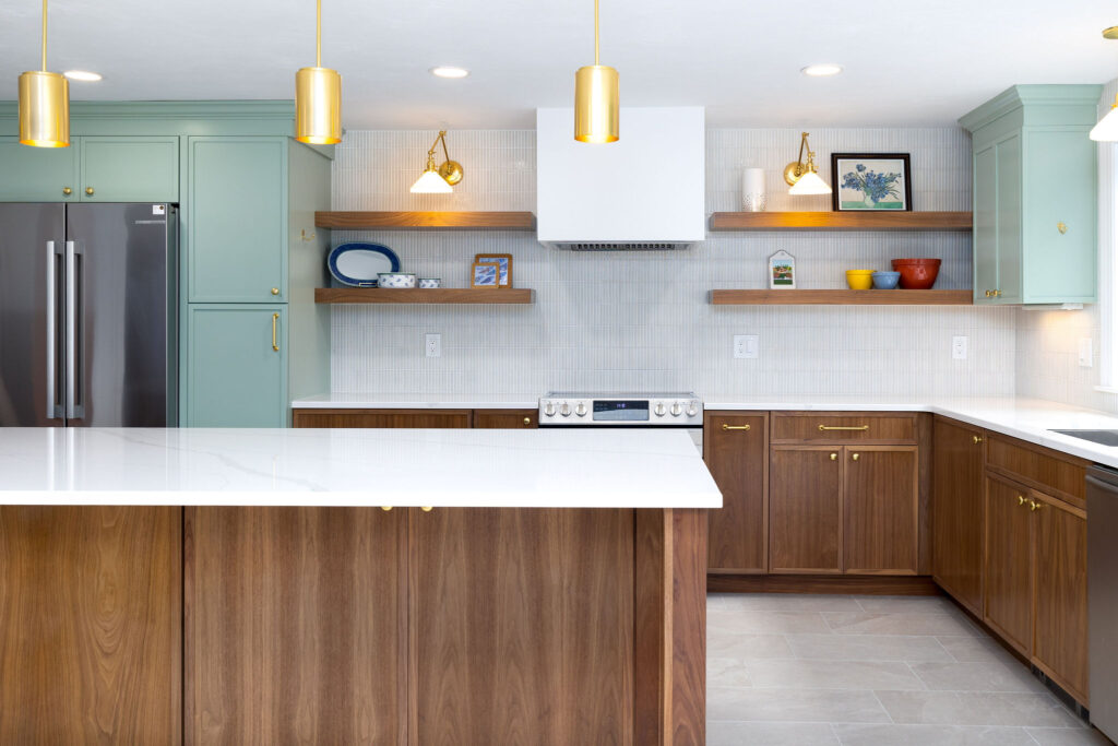 A modern kitchen showcasing perfect pairings of kitchen counters and backsplash.